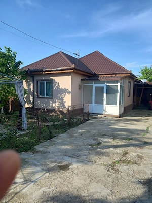 Vand casa vernesti