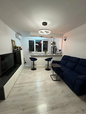 Vanzare apartament 2 camere Militari  Lacul Morii Orsova - imagine 3
