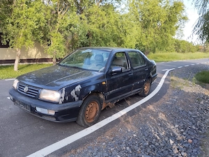 Vînd Volskwagen vento an 1997 - imagine 4