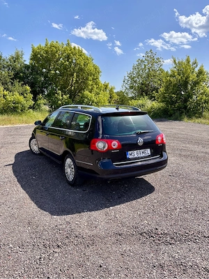 Volkswagen Passat 2.0 TDI  - imagine 4