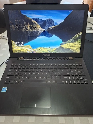 Vând laptop Asus X553MA