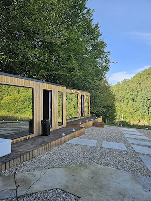 inchiriez cabane in zona impadurita - imagine 4