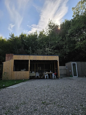 inchiriez cabane in zona impadurita - imagine 3