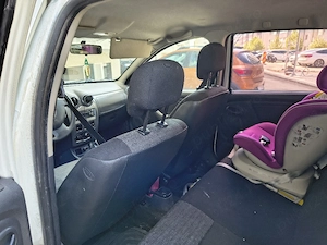 vand dacia duster - imagine 4