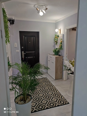 De vânzare apartament renovat și utilat complet,și izolat pe exterior - imagine 6