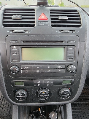 VW Golf 5 2004, 1.9 TDI 4x4 (4motion), cod motor BKC, manuala 6+1 trepte - imagine 8