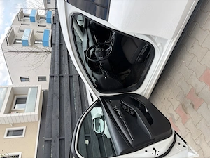 Mazda 3 Sedan 2019 | 2.0 Skyactiv-G 150 CP | Automată | 105.000 km - imagine 9