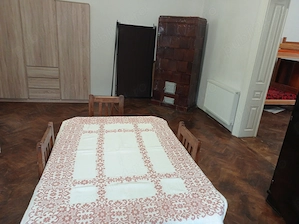 Apartament la casă în centru Beius 