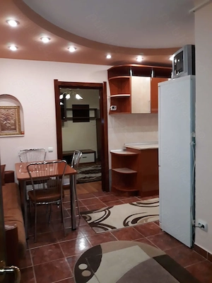 Închiriez ap.2 camere Precista  - imagine 5