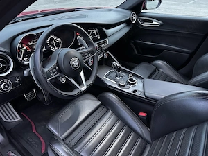 Alfa Romeo Giulia Veloce Q4 280cp - imagine 2