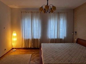 Apartament cu curte in vila ultracentral - imagine 4