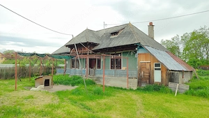 Propietar vand casă bătrânească 85 mp și teren generos 1589 mp   Căciulești, Neamț - imagine 2