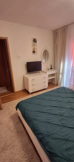 Inchiriez apartament 3 camere Aradului - imagine 2
