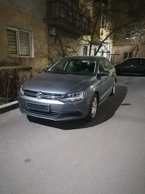 Vand vw jetta ,benzina ,an 2012