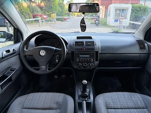 Volkswagen Polo 4 Facelift 1 4 TDI 80CP 2009 Euro 4 AC Cauciucuri Noi M+S - imagine 6