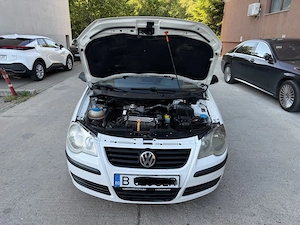 Volkswagen Polo 4 Facelift 1 4 TDI 80CP 2009 Euro 4 AC Cauciucuri Noi M+S - imagine 10