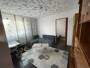 Inchiriez apartament 3 camere 