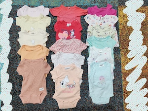 Lot 16 body cu maneca scurta pentru fete, masura 62
