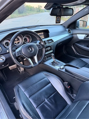 Mercedes c220 w204 Pachet AMG - imagine 5