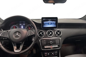 Mercedes-Benz Classe A AMG Line-Panorama - imagine 4