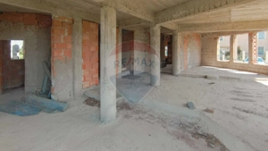 Vilă la roșu, tencuită, 5 camere, 240 mp util, Sânmartin, teren 726 mp - imagine 13