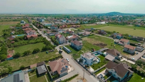 Vilă la roșu, tencuită, 5 camere, 240 mp util, Sânmartin, teren 726 mp - imagine 10
