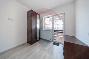 Apartament spatios 3 camere de vanzare in Subcetate - imagine 4
