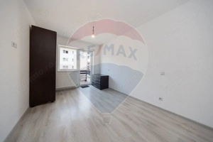 Apartament spatios 3 camere de vanzare in Subcetate - imagine 3