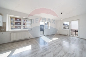 Apartament spatios 3 camere de vanzare in Subcetate - imagine 20