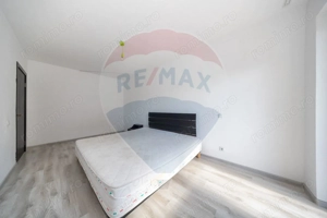Apartament spatios 3 camere de vanzare in Subcetate - imagine 16