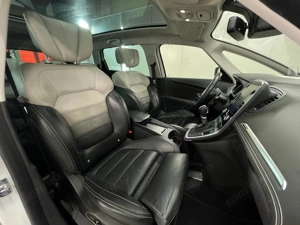 Renault Grand Scenic - imagine 11