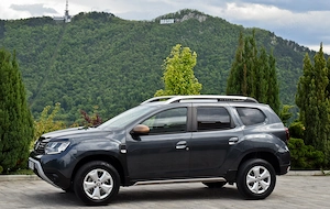 DACIA Duster  GARANTIE Anticoroziune: 6 ani  70.000KM!! NAVIGATIE senzori parcare consum 6% - imagine 3