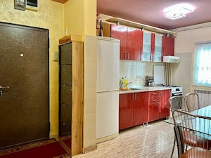 3 camere 70 mp langa Sp.Judetean la parter cu balcon + CENTRALA PROPRIE - imagine 3