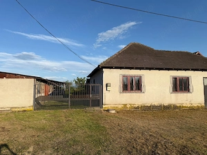 Vând casă jud CS