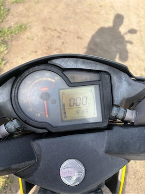 aprilia factory 49cm carburatie 