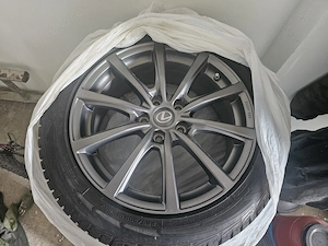 Jante Lexus cu Anvelope Goodyear Ultragrip 225 50 R18 99V XL