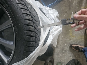 Jante Lexus cu Anvelope Goodyear Ultragrip 225 50 R18 99V XL - imagine 7