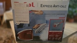 Statie de calcat Tefal Express Anti-Calc SV8030E0
