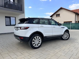 Land Rover Range Rover Evoque 2.0 Diesel 150CP   Keyless   Navi Mare   Cameră  - imagine 2