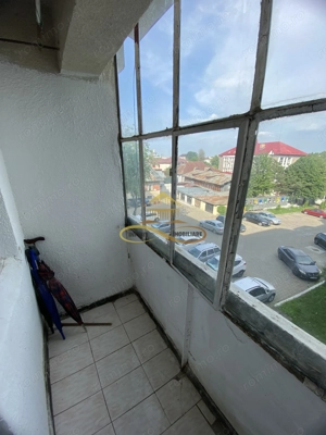 Ap. de vânzare 2 cam. decomandate Moinești-Bacău - imagine 15