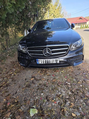 MERCEDES-BENZ E 220 d 4MATIC Avangarde Limuzina - imagine 3