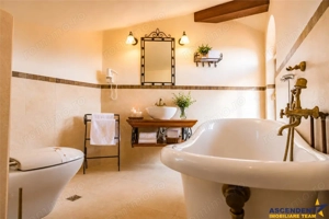Locatie de vis cu arhitectura deosebita si farmec aparte, Bran, Brasov - imagine 15