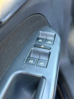 Volkswagen Touran Facelift - imagine 11
