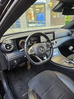 MERCEDES-BENZ E 220 d 4MATIC Avangarde Limuzina - imagine 6