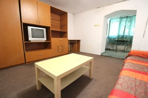 2 camere la curte intr-o zona linistita in Cetatii - imagine 3