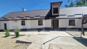 Casa frumoasa Rotbav -30 minute  de Brasov, 2235mp teren -5 camere , pivnita - imagine 2
