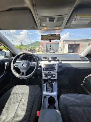 Volkswagen Passat B7 1.6 tdi - imagine 3
