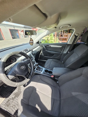 Volkswagen Passat B7 1.6 tdi - imagine 4
