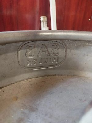 Vând butoaie de aluminiu 