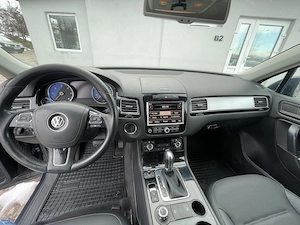 Volkswagen Touareg 2011 3.0 TDI E5 - imagine 5